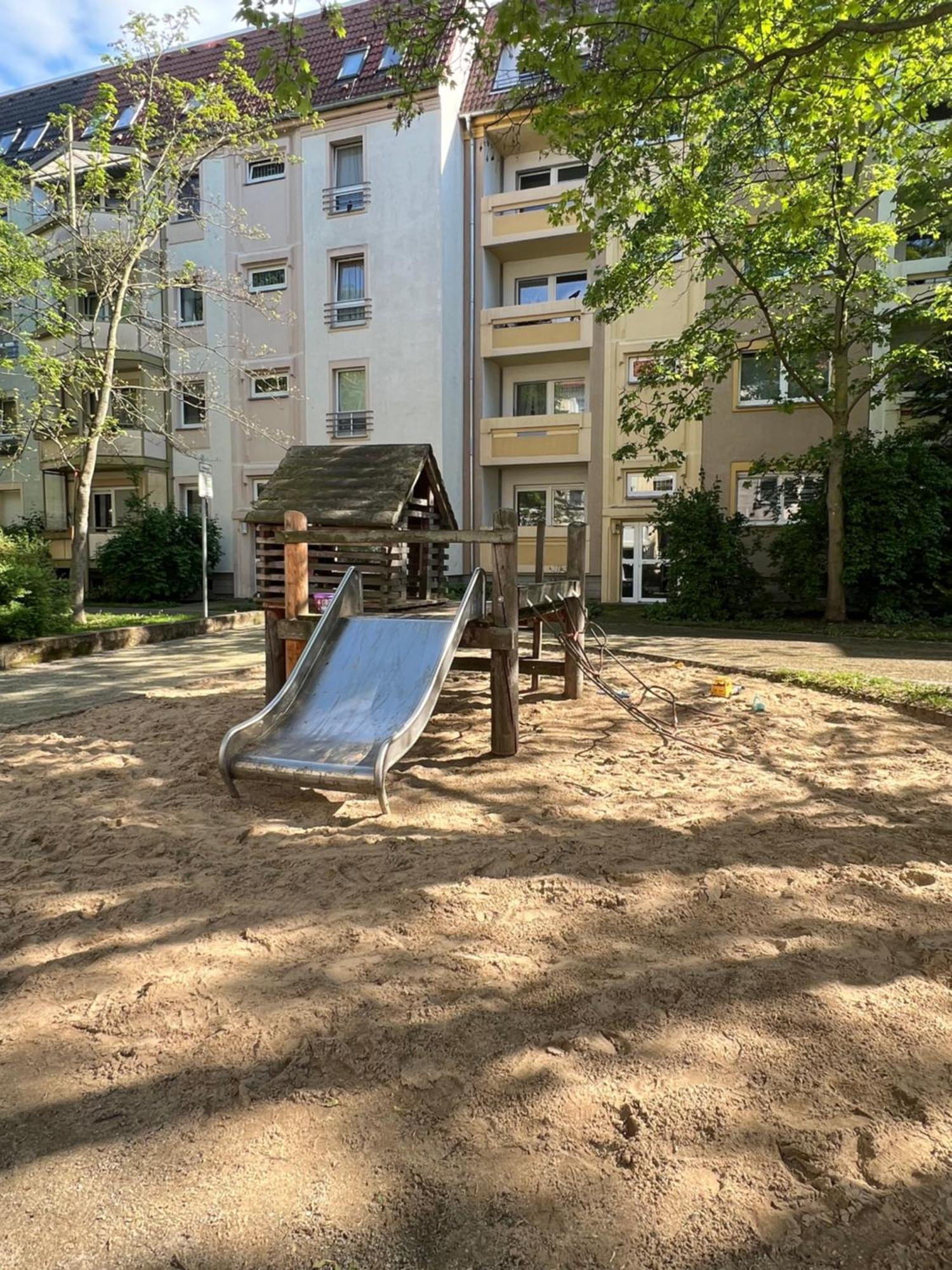 Homestay Benzi Erfurt Bagian luar foto